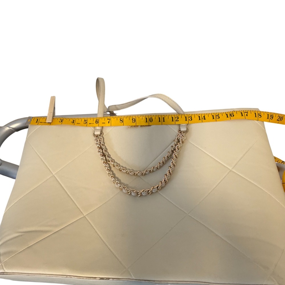 Anne Klein Quilted Tote Bag Cream Chain Faux Leather - Picture 9 of 10